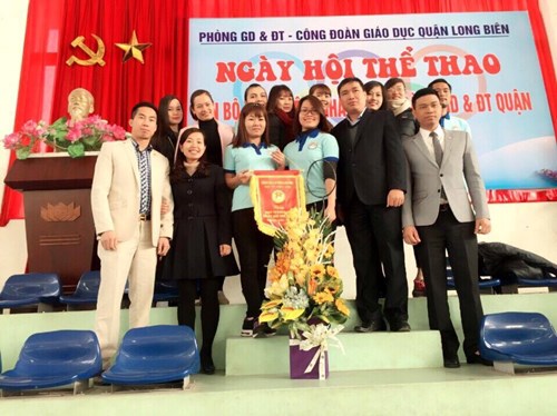 Trường Mầm non Gia Thượng tưng bừng tham dự   Ngày hội thể thao  Ngành giáo dục quận Long Biên năm học 2016- 2017